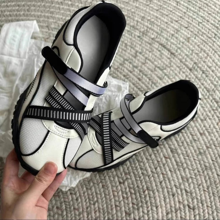 Dame sporty sneakers med elastiske remme og åndbart mesh-overmateriale Stilla