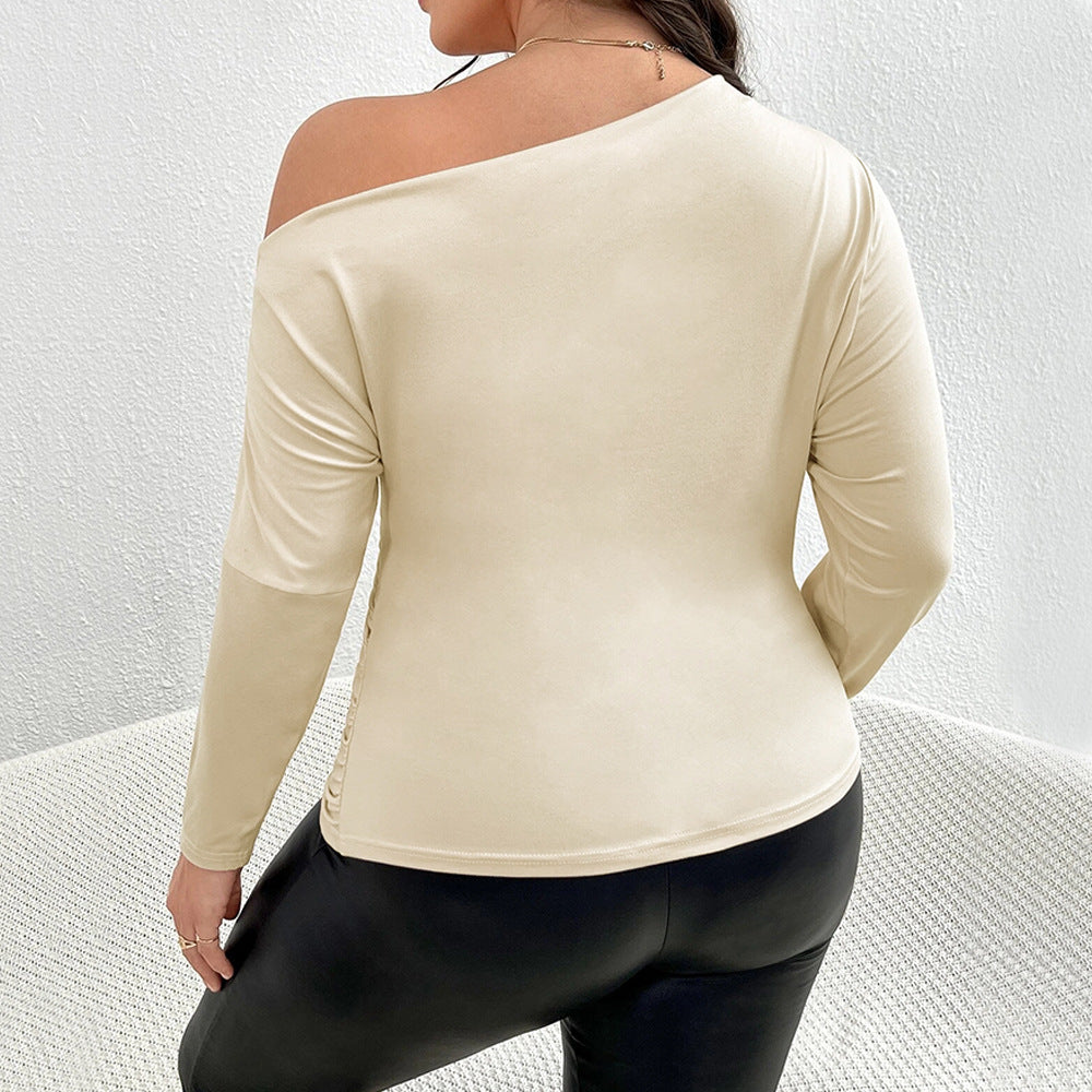 Dame asymmetrisk top i flydende materiale med rynkning Stilla