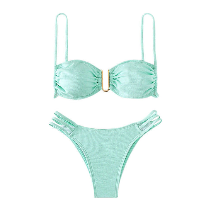 Dame bikini sæt med moderne rækkedetaljer og elegant gyldent accent Skovae