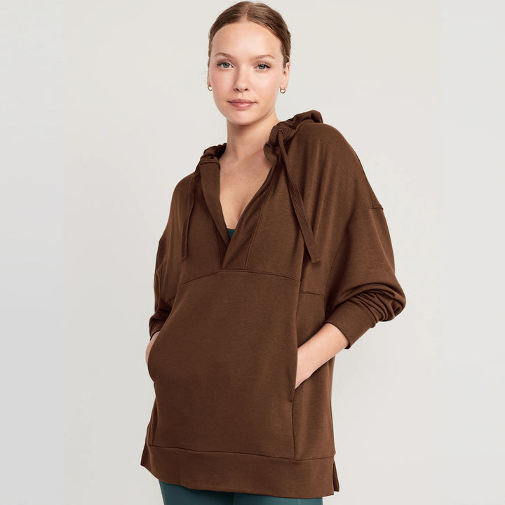 Dame Oversized Hoodie med afslappet stil og V-hals Stilla