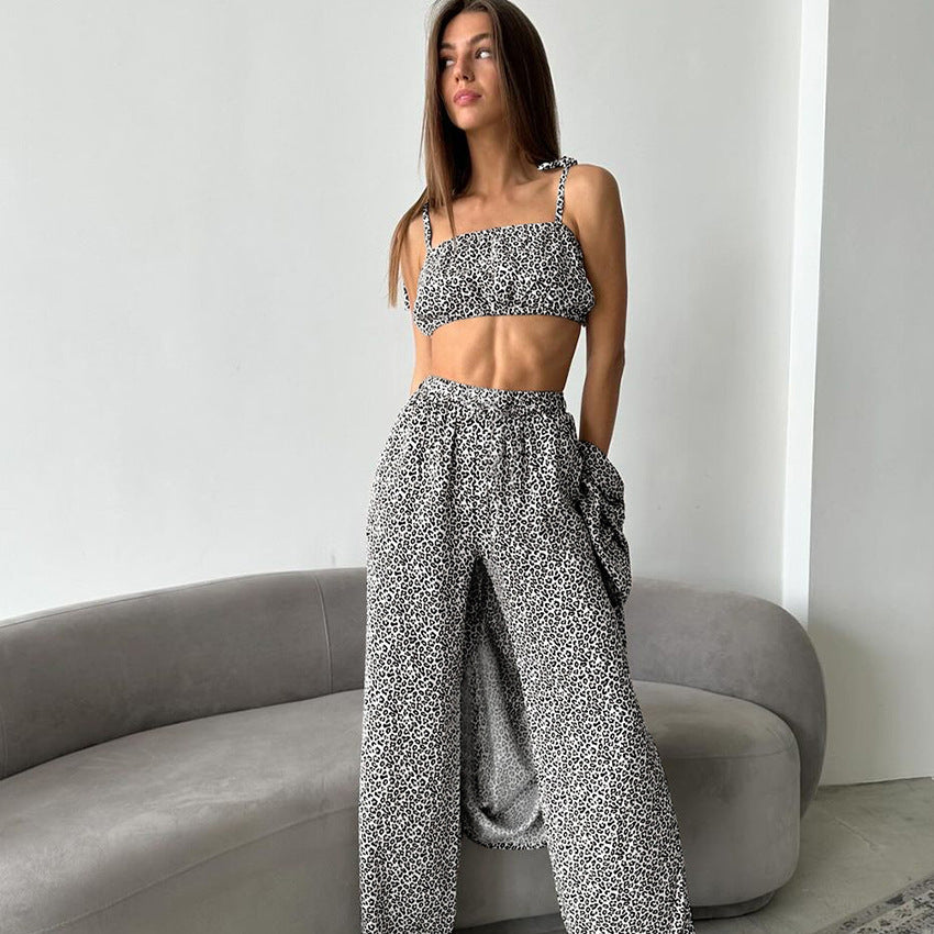 Dame Ensemble med leopardmønster Stilla