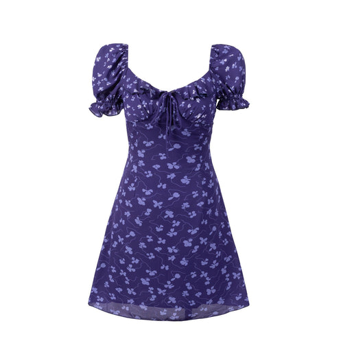 Dame sommerkjole med ruffles detaljer og blid blomsterbroderi Stilla