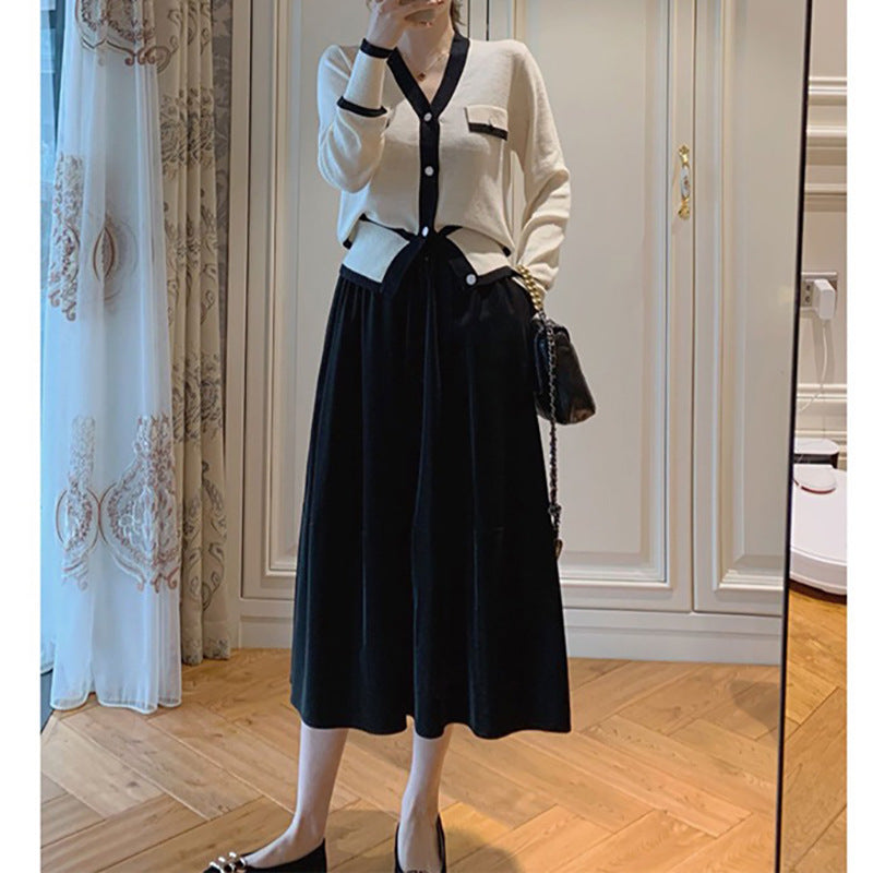 Dame elegant strikjakke-kjole med mode kontrastdetaljer Stilla