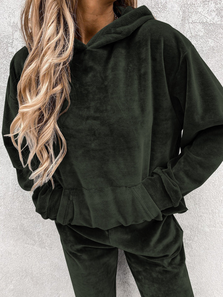 Kvinders hyggelige fleece hoodie med afslappede detaljer Skovae