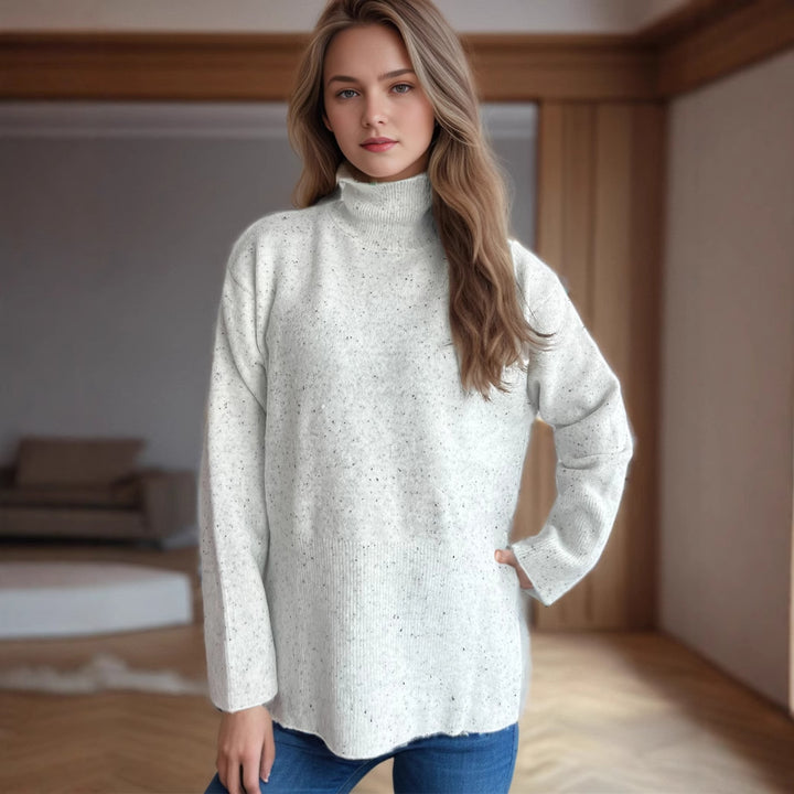 Dame casual sweater med høj krave og praktiske sidelommer Stilla