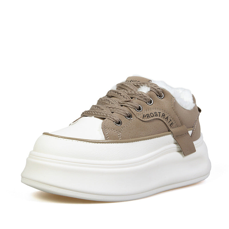 Dame behagelige sneakers med blødt for og plateau sål Stilla