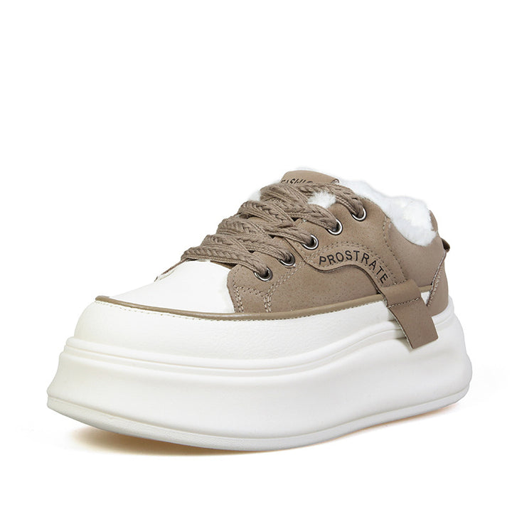 Dame behagelige sneakers med blødt for og plateau sål Stilla