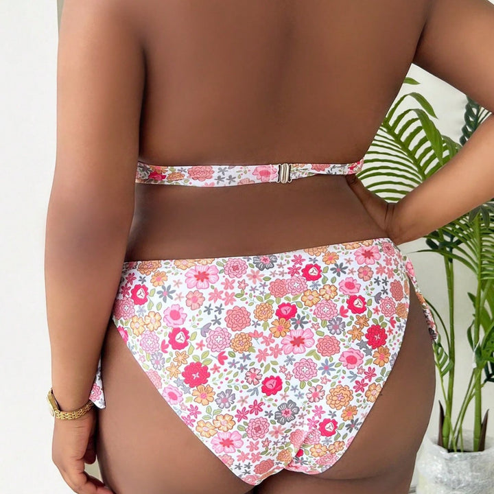 Dame bikini med knyttet top og blomstret design Skovae