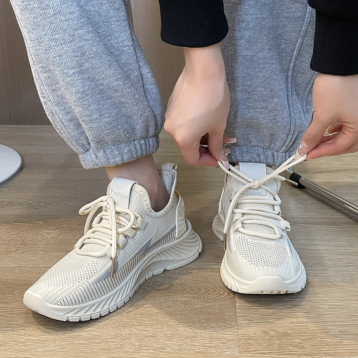 Dame Luftige Sport Sneakers med elastisk strikkonstruktion og skridsikker sål Stilla