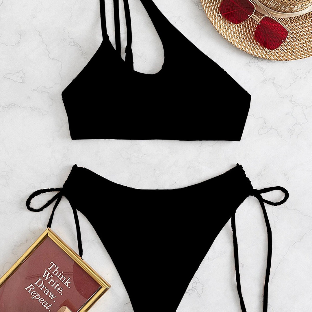 Dame Bikini-sæt med asymmetrisk top og sidelænding Skovae