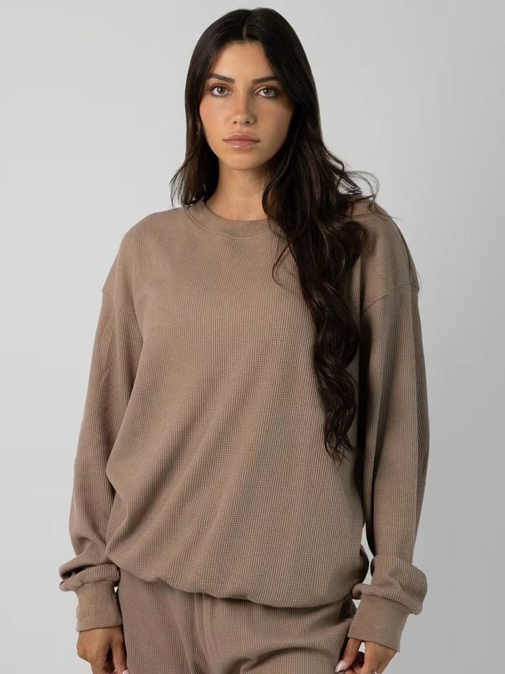 Kvinders afslappede sweatshirt med stort vaffelmønster og komfortable manchetter Skovae