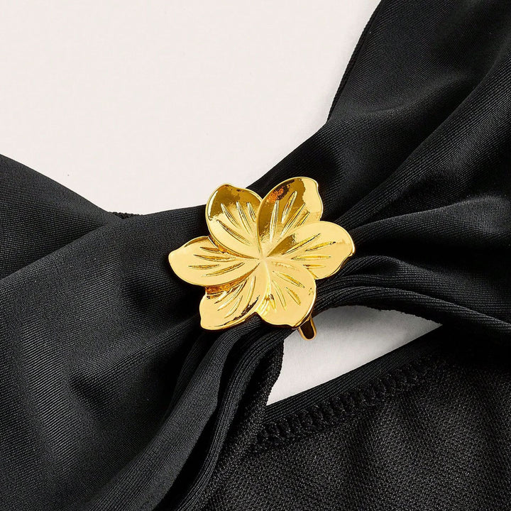 Dame elegant omslagkjole med blomstret detalje Stilla