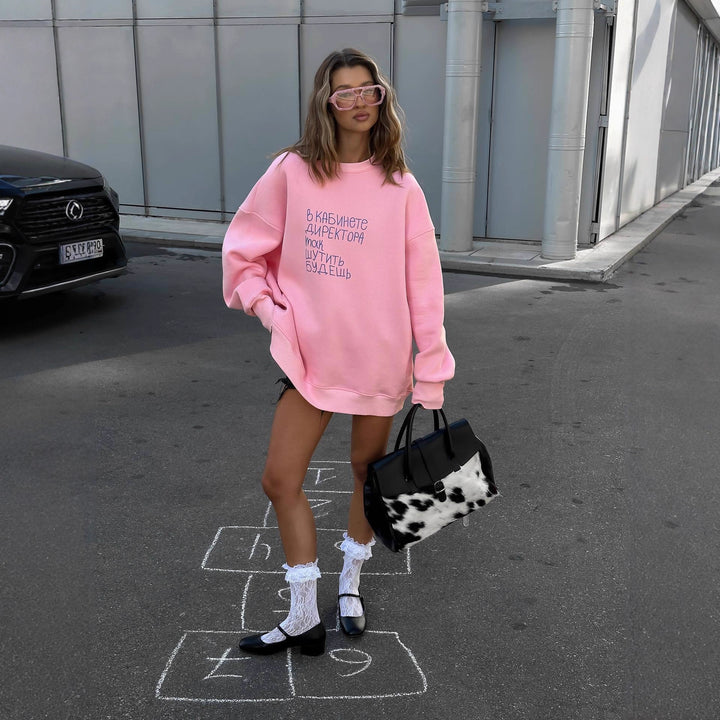 Kvinders oversized sweatshirt med kreativ tekst Stilla