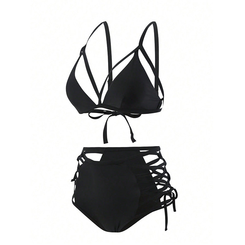 Dame bikini sæt med raffinerede cut-out detaljer og justerbare stropper Stilla
