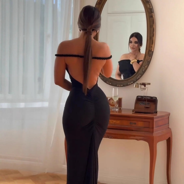Dame Off-Shoulder Maxi-kjole med kropsnær snit og elegant kant Skovae