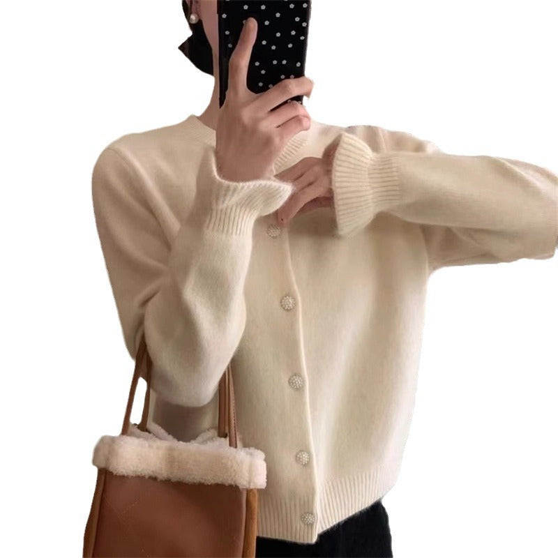 Kvinders hyggelige cardigan med perleknapper Stilla