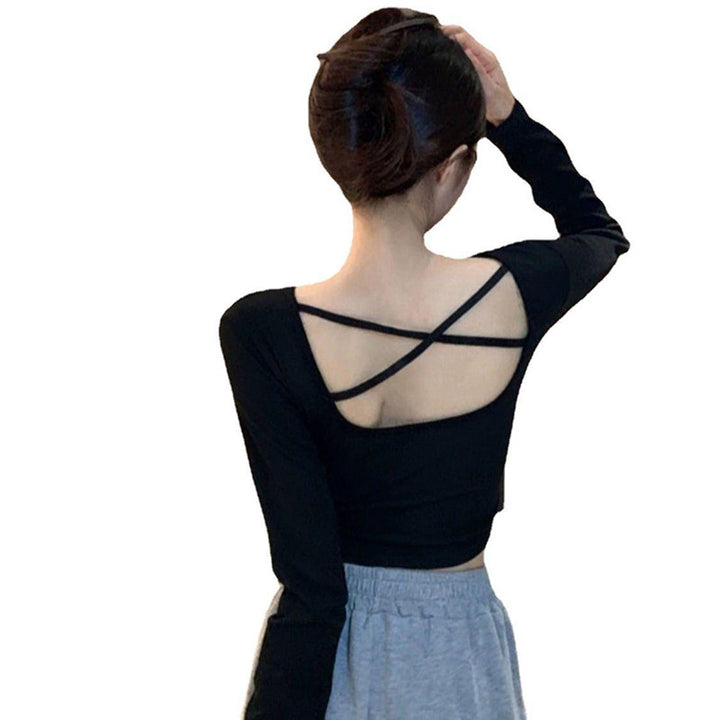 Kvindernes langærmede crop top med krydsryg og elegant V-hals