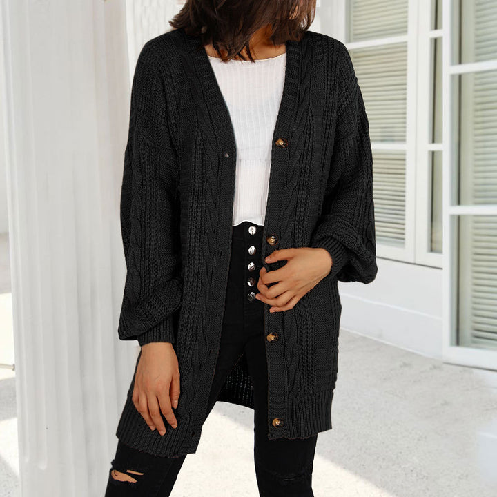 Dame chunky strik cardigan med elegant knaplukning og brede ærmer Stilla