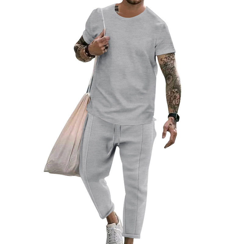 Herrer fritids T-shirt og sweatpants sæt med moderne snit Stilla