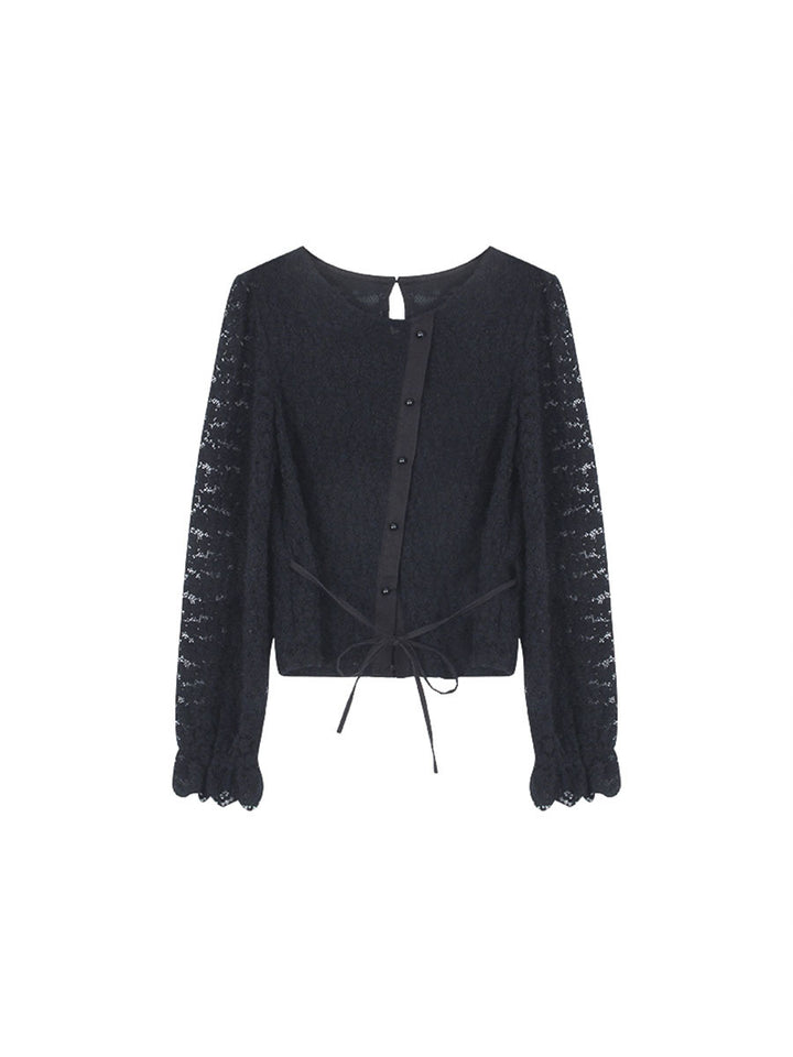Dame elegant spidsbluse med knapdetaljer og lange ærmer Stilla