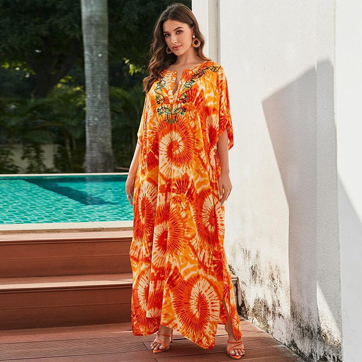 Dame kaftan med håndlavet tie-dye mønster og elegant broderi Stilla