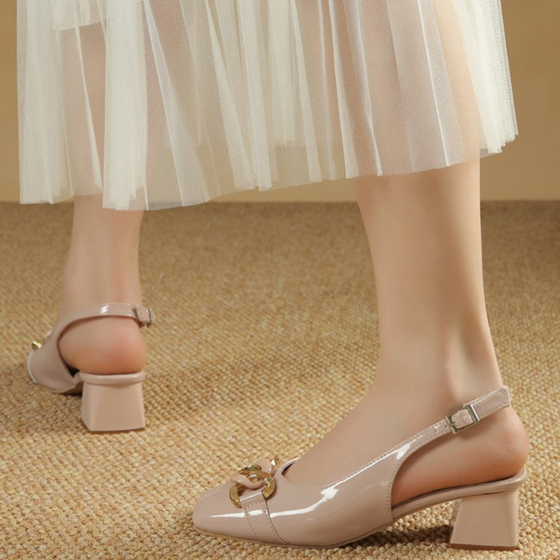 Dame Slingback-pumps med elegant kæde-detalje og komfortabel blokhæl Stilla
