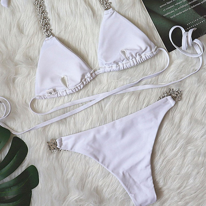 Dames bikini-sæt med elegante strass-detaljer og justerbare stropper Stilla