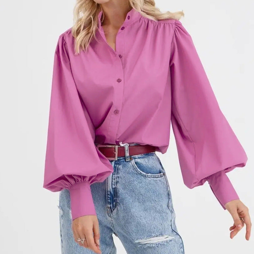 Damebluse med voluminøse ærmer og klassisk ståkrave Stilla