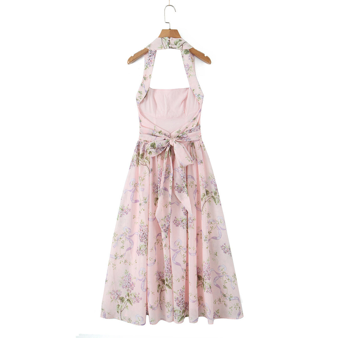 Dame Maxi-kjole med fine blomsterprint og elegant halterdesign Stilla
