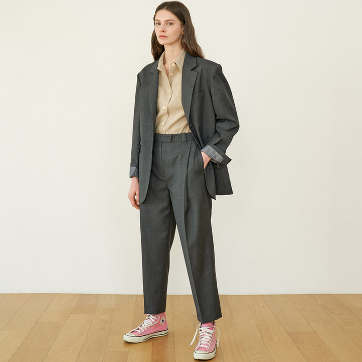 Dame stilfuld Oversized Blazer i høj kvalitet stof med moderne detaljer Stilla