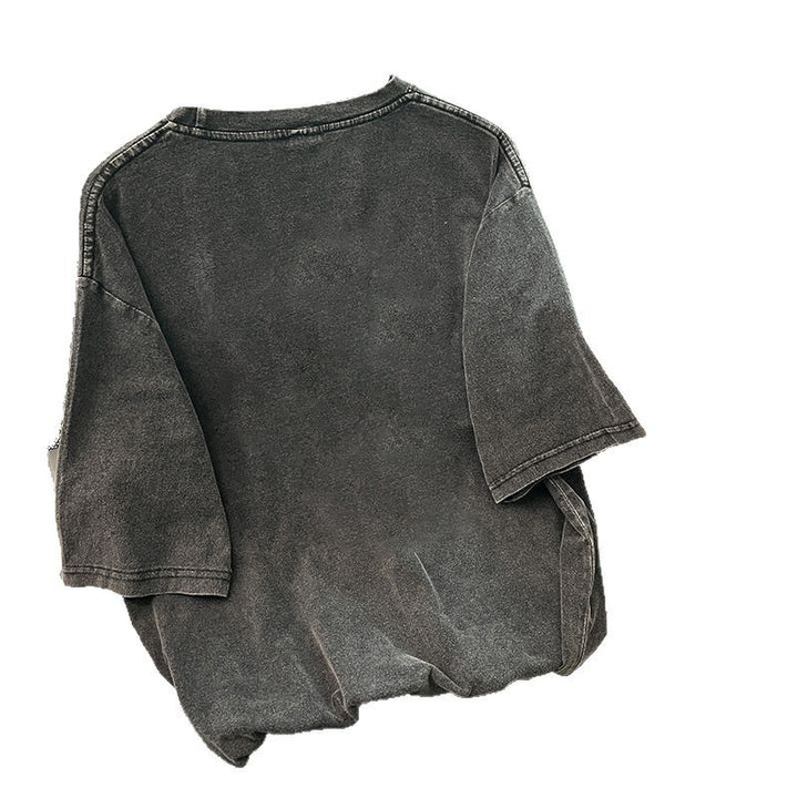 Dame T-shirt i afslappet oversized stil med kreativ grafisk tryk Stilla