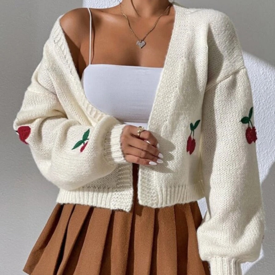 Kvinders cardigan med blomstermotiv og ekstravagant silhuet Stilla