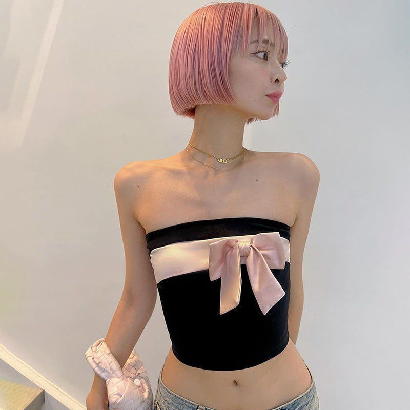 Dame bandeau top med elegant sløjfe accent Skovae