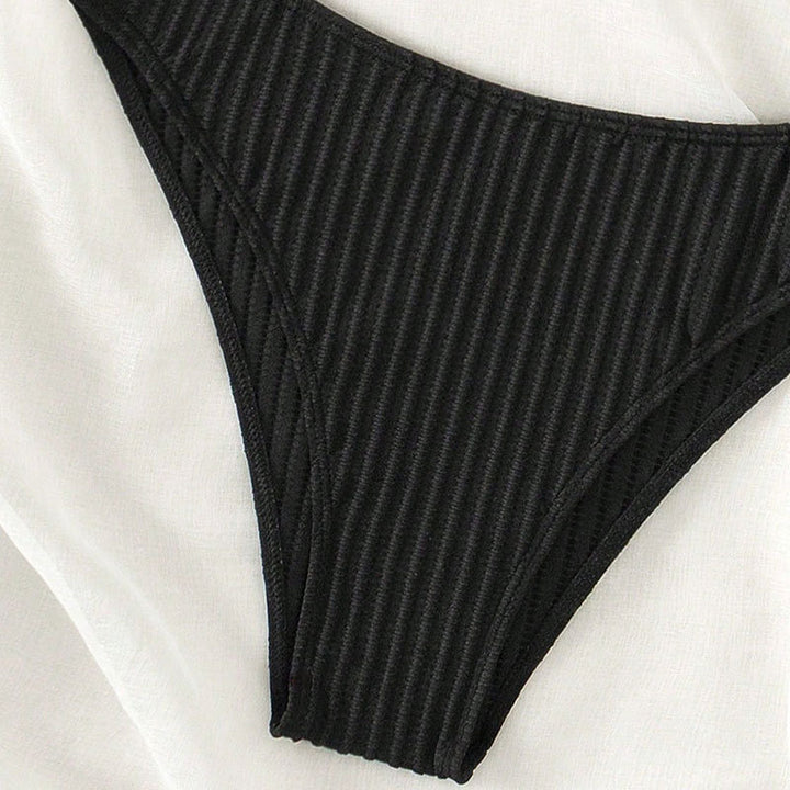 Dame bikini top med sporty snit og justerbare stropper Skovae