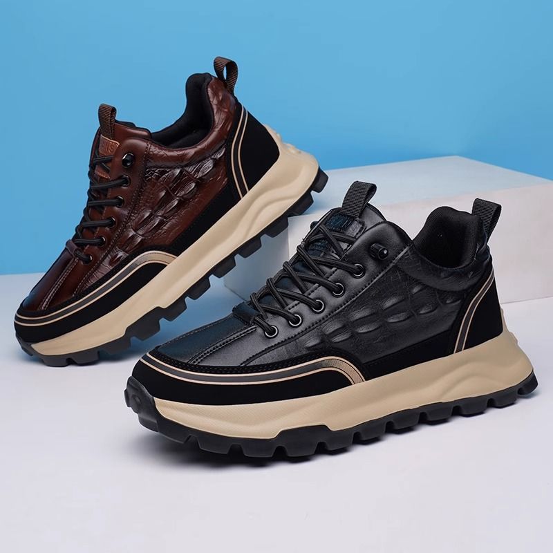 Dame Sportslige Outdoor-Sneakers med stødabsorberende sål og robust overmateriale Stilla