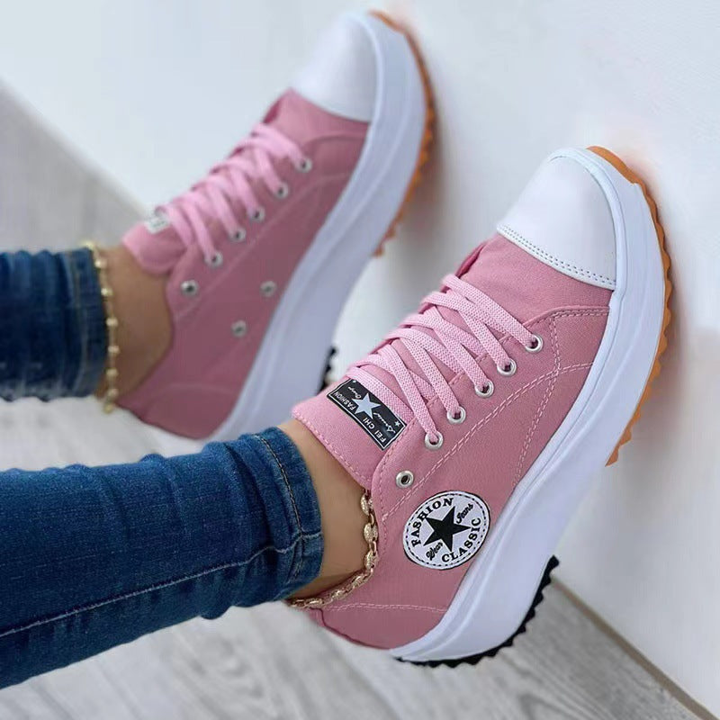 Dame Sporty Sneakers med polstret fodbredde og skridsikker sål Stilla