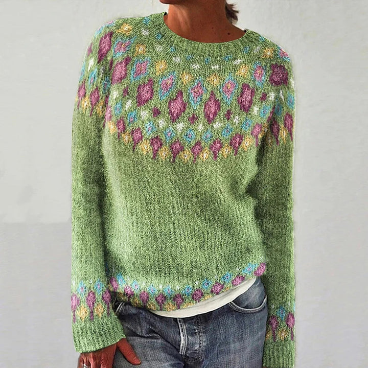 Kvindernes strikkede sweater med levende mønster og behagelig pasform Stilla