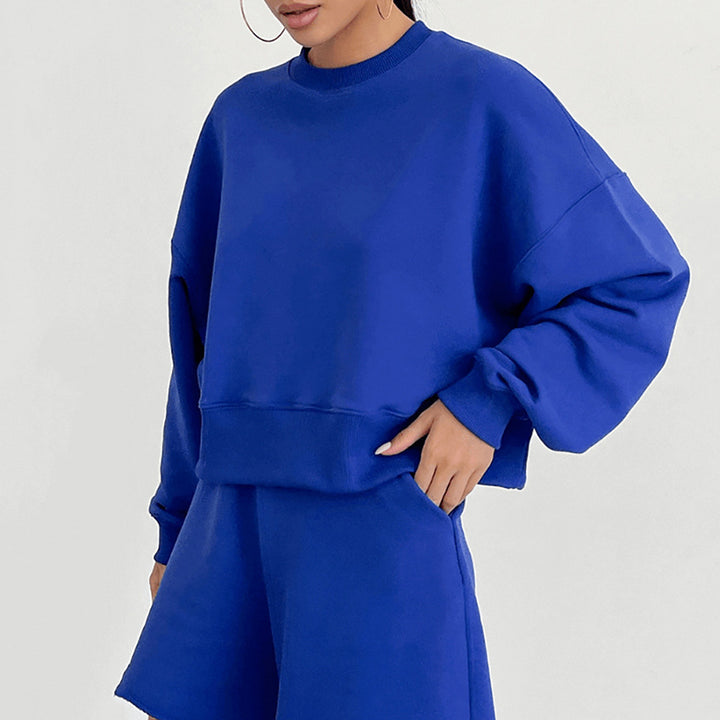 Dame sæt bestående af kortærmet sweatshirt og sporty bukser Stilla