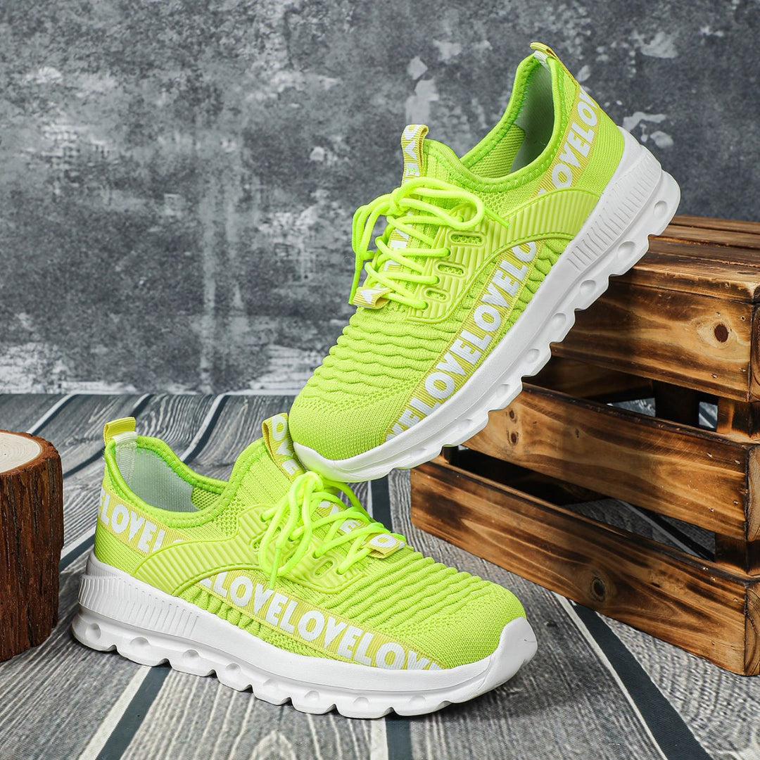 Dame Åndbare Løbesneakers med fleksibel sål og fashionable skrift Stilla