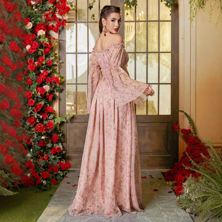 Dame Maxikjole med romantisk blomstermønster og off-shoulder design Stilla