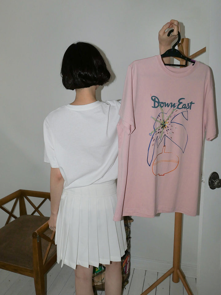 Dame T-shirt med floralt design og afslappet pasform Stilla