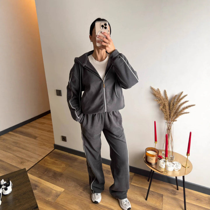 Kvindernes sporty fleece træningsdragt sæt med lynlås og sidelister Skovae