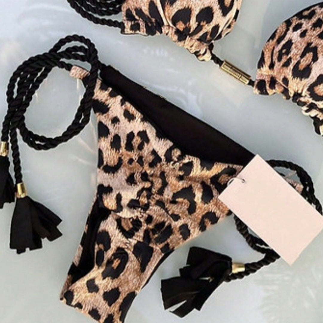 Dame Triangel-Bikini-Sæt med elegant leopardmønster og justerbare snore Stilla