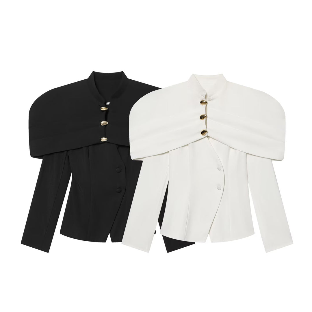 Dame elegant blazerjakke med oversized skulderklapper og gyldne knapdetaljer Skovae