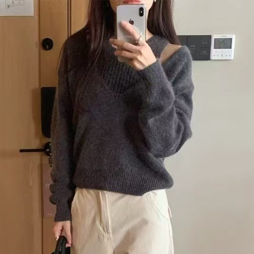 Dame sweater med dyb V-hals og fin rib struktur Stilla