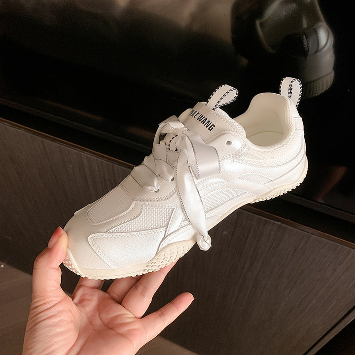 Dame Sporty Sneakers med blanke overflade og åndbar mellemsål Stilla