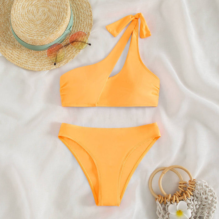 Dame asymmetrisk bikini med moderne cut-outs Skovae