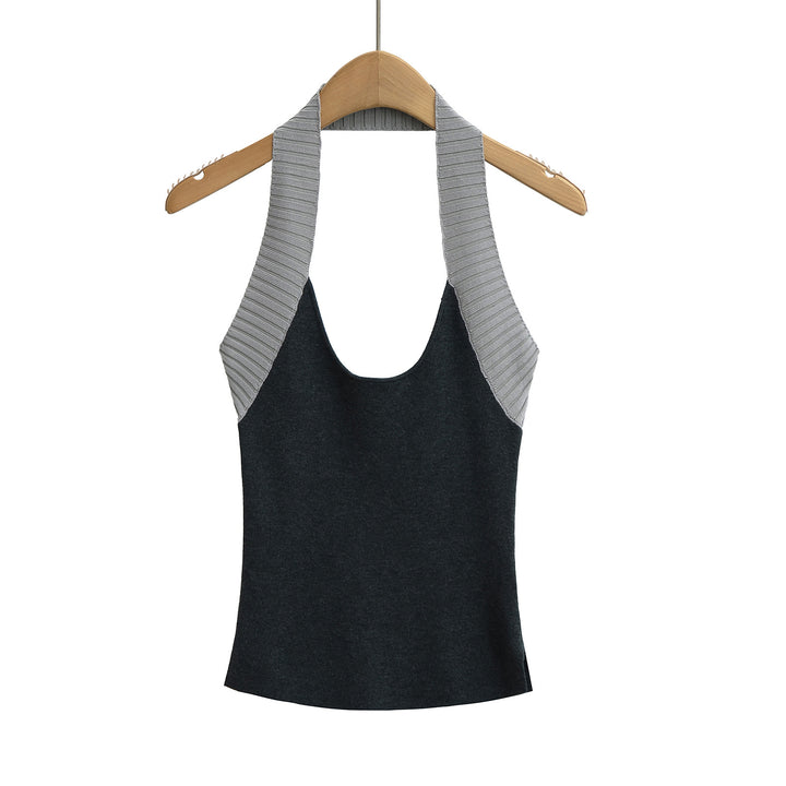 Dame sports top med moderne stropper og figurformende snit Stilla