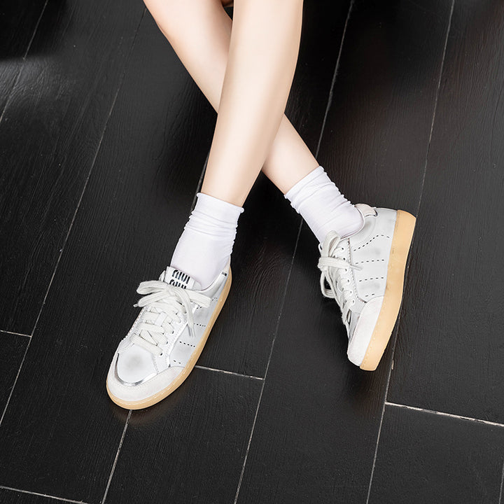 Dame sneakers i moderne metallic-design med åndbare egenskaber Stilla