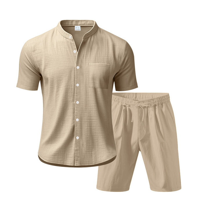 Herren fritidstøj med kortærmet button-down skjorte og elastiske shorts Stilla
